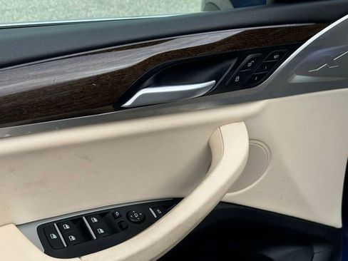 Used 2022 BMW X3 xDrive30i w/ Premium Package Essential image 12