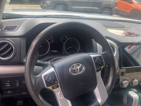 Used 2016 Toyota Tundra SR5 w/ SR5 Upgrade Package RWD image 20