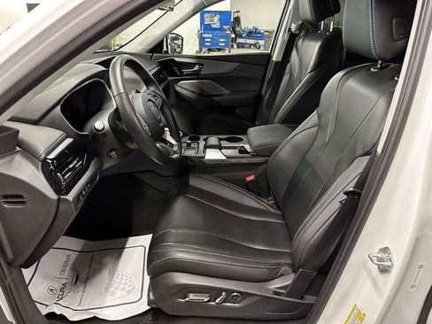 Used 2024 Acura MDX SH-AWD w/ Technology Package image 18