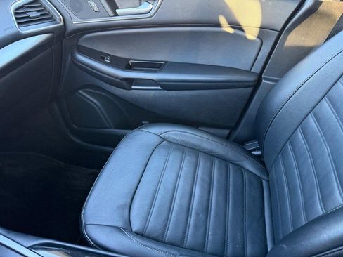 Used 2017 Ford Edge SEL w/ Canadian Touring Package image 21