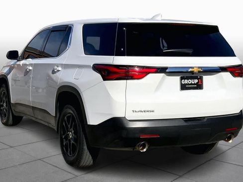 Used 2022 Chevrolet Traverse LS image 11