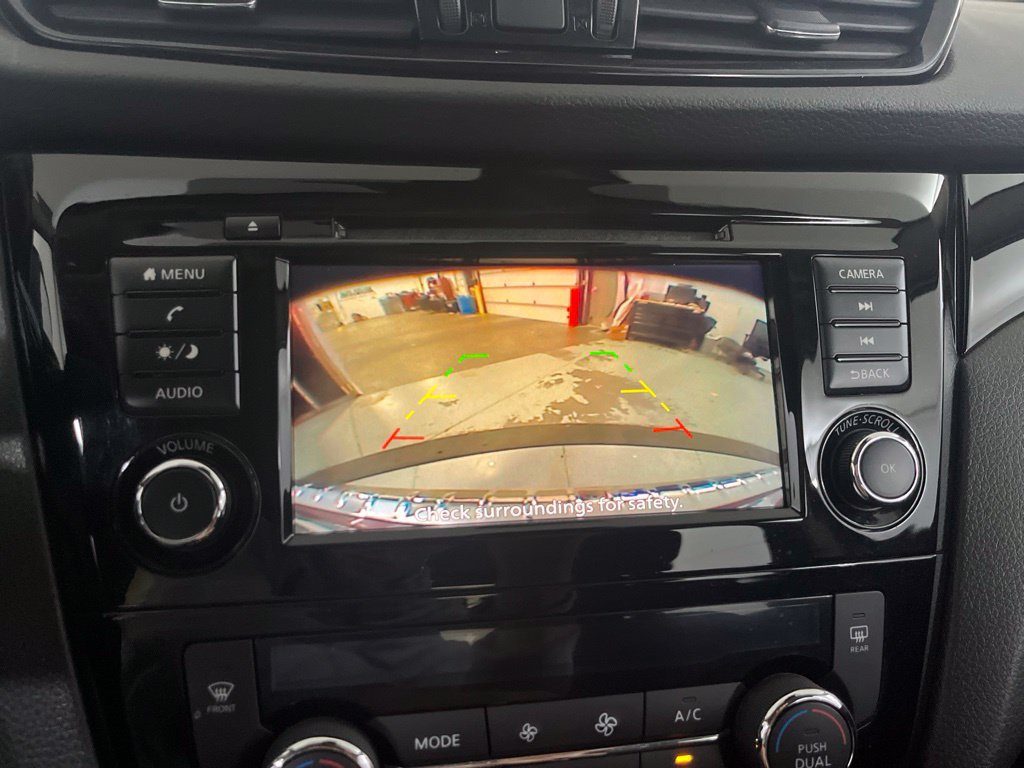 Used 2022 Nissan Rogue Sport SV AWD/4WD image 69