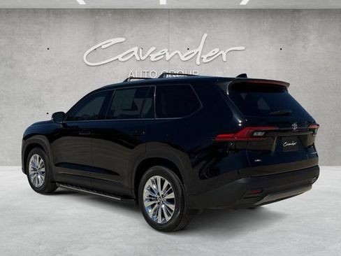Used 2025 Toyota Grand Highlander AWD image 15
