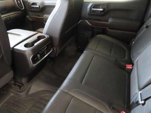 Used 2019 GMC Sierra 1500 SLT image 24