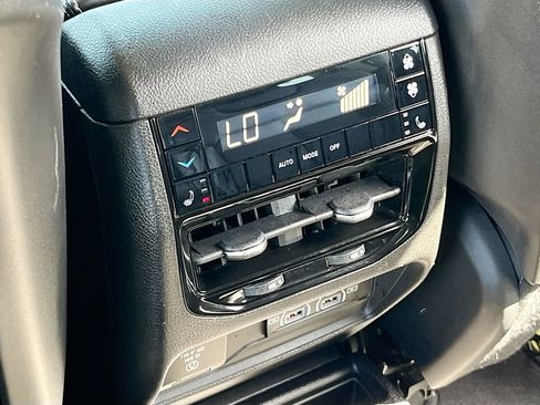 Used 2021 Jeep Grand Cherokee L Limited image 26