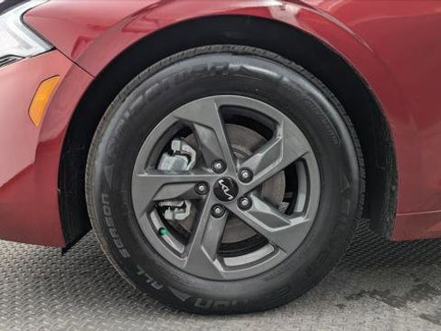 Used 2022 Kia K5 LXS image 30