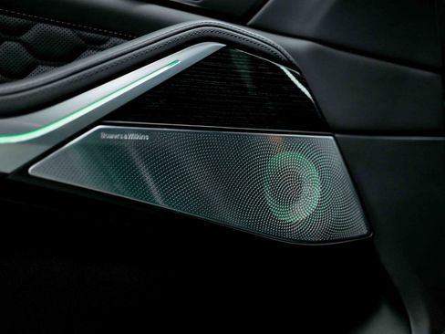 Used 2024 BMW X5 M Competition w/ Executive Package image 45