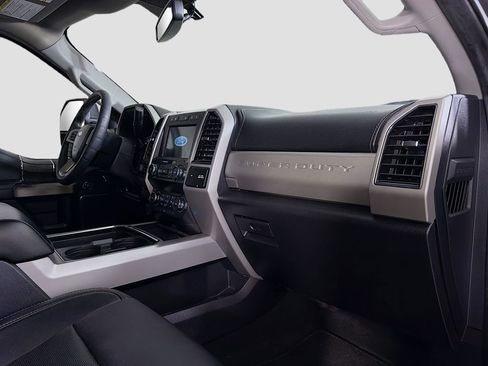 Used 2021 Ford F250 Lariat image 33