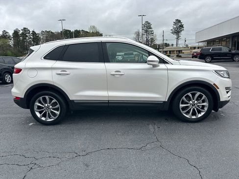 Used 2018 Lincoln MKC Select w/ Select Plus Package image 5