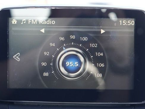 Used 2018 Toyota Yaris iA image 18