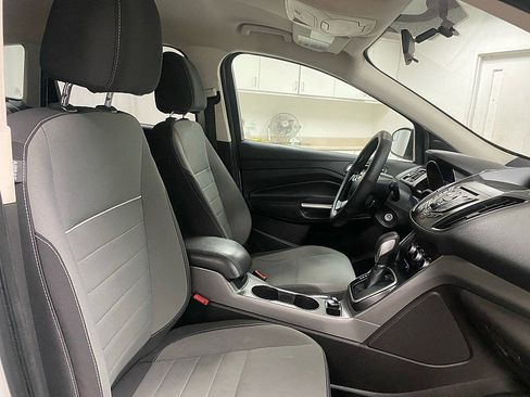 Used 2013 Ford Escape SE image 16