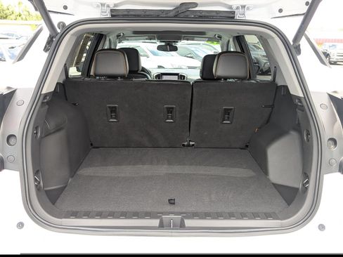 Used 2022 GMC Terrain AT4 w/ Infotainment Package II AWD/4WD image 14