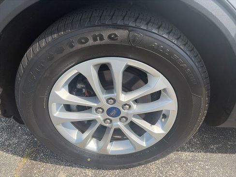 Used 2022 Ford Escape SE w/ Cold Weather Package FWD image 31