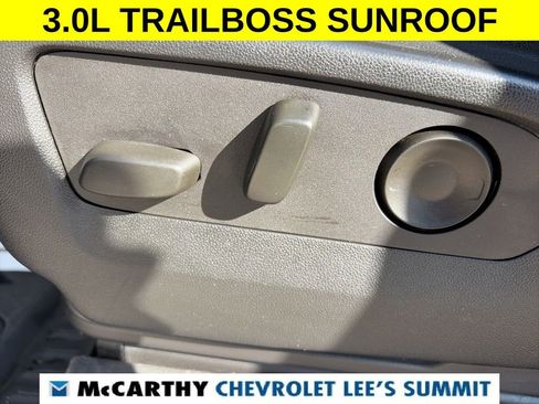 Used 2022 Chevrolet Silverado 1500 LT Trail Boss w/ LT Trail Boss Premium Package image 58