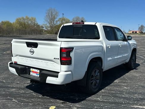 New 2025 Nissan Frontier SV w/ SV Convenience Package image 5