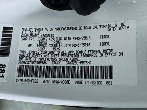 Used 2019 Toyota Tacoma SR5 image 29