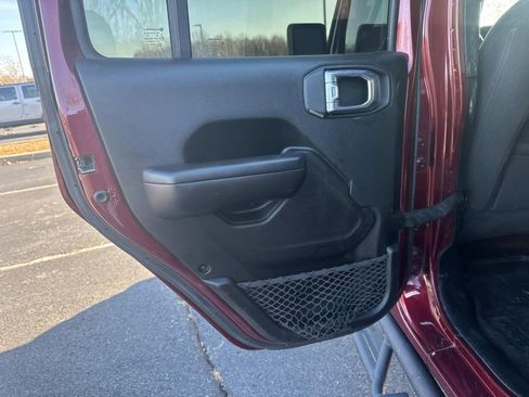 Used 2021 Jeep Wrangler Unlimited Sport image 14