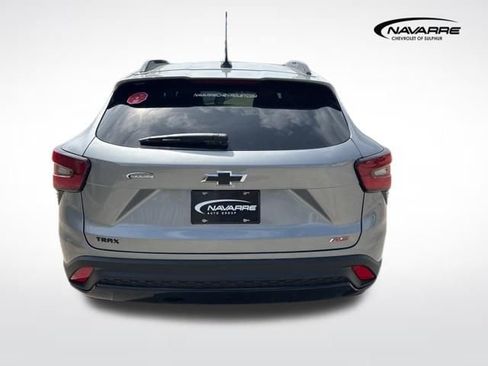New 2026 Chevrolet Trax RS w/ Driver Confidence Package image 8