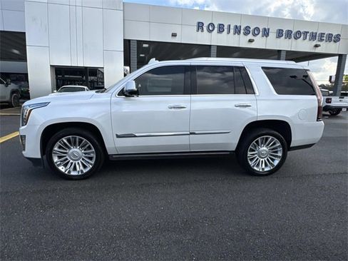 Used 2016 Cadillac Escalade Platinum image 8