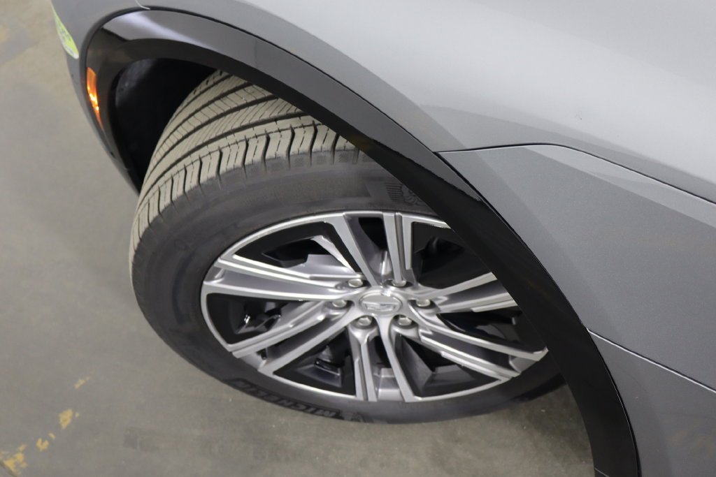 Used 2024 Cadillac Lyriq Luxury AWD/4WD image 42