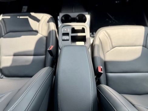 New 2025 Ford Mustang Mach-E Premium image 27