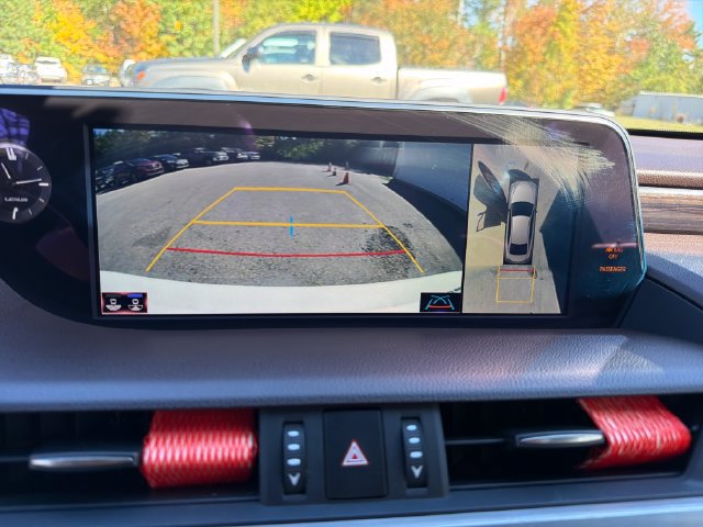 Used 2021 Lexus ES 300h Ultra Luxury w/ Accessory Package 2 FWD image 22