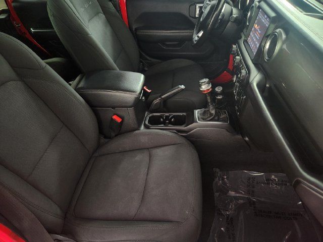 Used 2020 Jeep Wrangler Unlimited Sahara AWD/4WD image 13