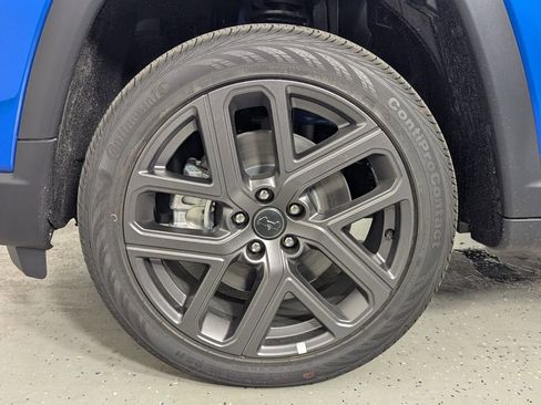 New 2026 Jeep Compass Limited w/ Sun, Sound & Navigation Group image 11