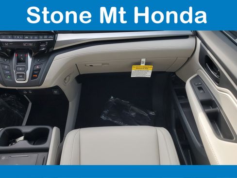 New 2026 Honda Odyssey EX-L image 16