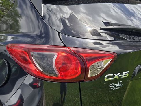 Used 2015 MAZDA CX-5 Touring image 8