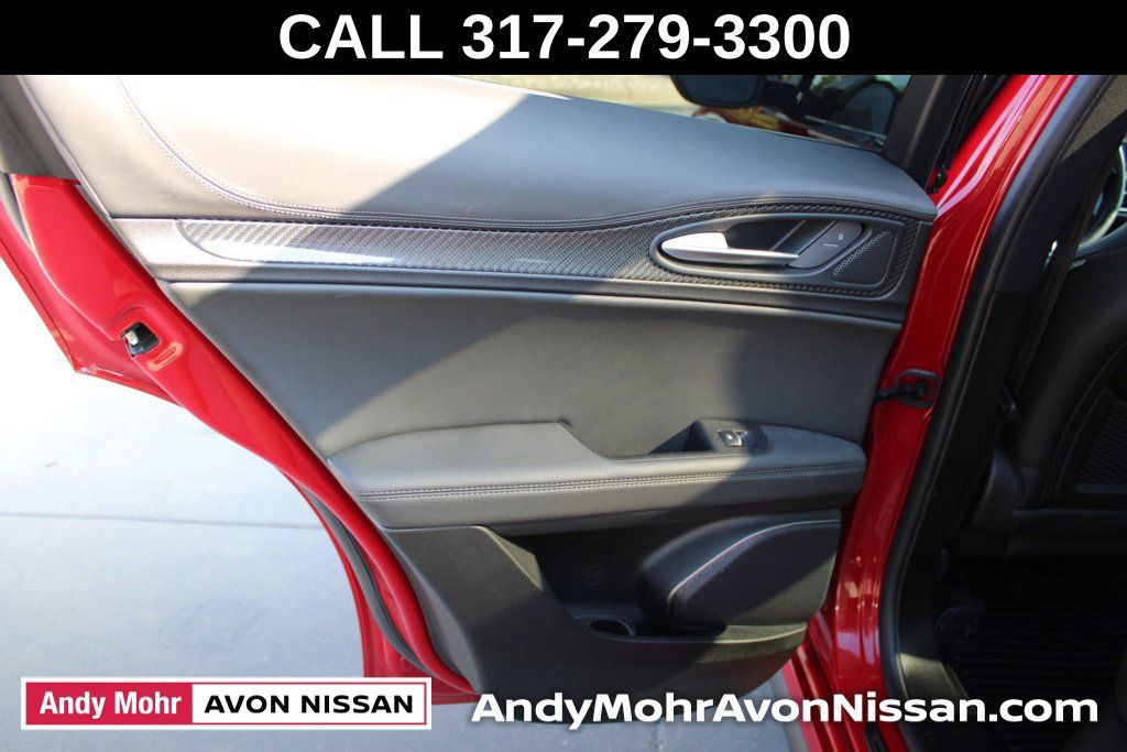 Used 2022 Alfa Romeo Stelvio Quadrifoglio w/ Active Assist Plus Package AWD/4WD image 27