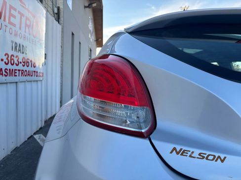 Used 2015 Hyundai Veloster Turbo w/ Option Group 04 image 10