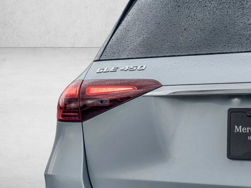 New 2026 Mercedes-Benz GLE 450 4MATIC image 7