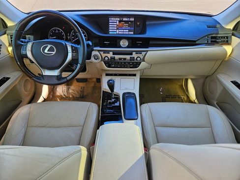 Used 2013 Lexus ES 350 w/ Luxury Pkg image 18