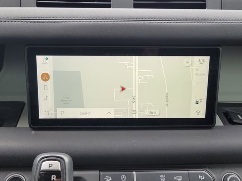 Used 2020 Land Rover Defender 110 SE image 33