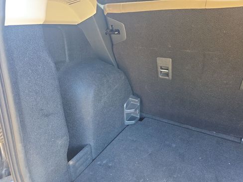 Certified 2019 Ford EcoSport SE image 21