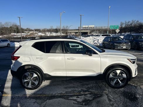 New 2026 Volvo XC40 B5 Plus w/ Protection Package Premier image 9