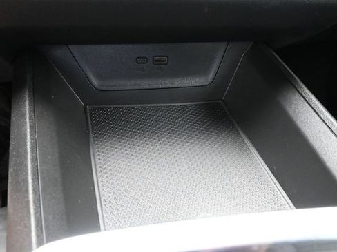 Used 2025 Chevrolet Equinox LT w/ Convenience Package II FWD image 41