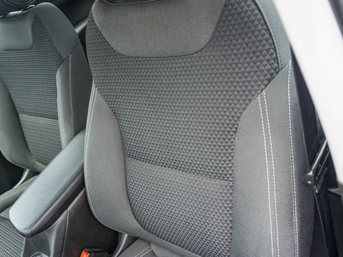 Used 2022 Chevrolet Bolt LT FWD image 20