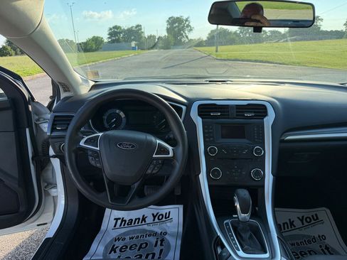 Used 2016 Ford Fusion S FWD image 12
