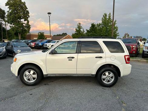 Used 2012 Ford Escape XLT image 8