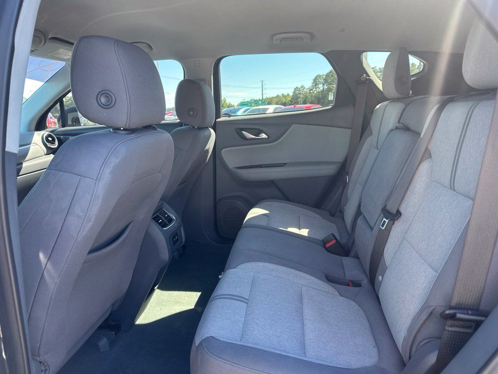 Used 2020 Chevrolet Blazer LT FWD image 11