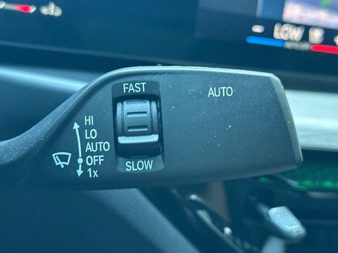 Certified 2025 BMW 230i Coupe w/ Convenience Package image 33