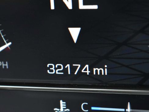 Used 2024 GMC Sierra 1500 Denali Ultimate image 33