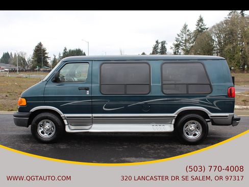 Used 2002 Dodge B1500 image 2
