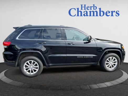 Used 2021 Jeep Grand Cherokee Laredo image 10