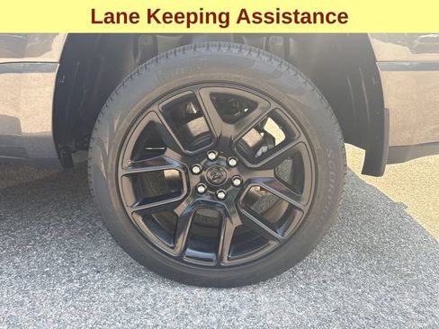 Used 2023 RAM 1500 Laramie AWD/4WD image 9