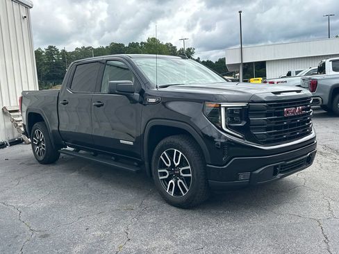 Used 2024 GMC Sierra 1500 Elevation AWD/4WD image 4