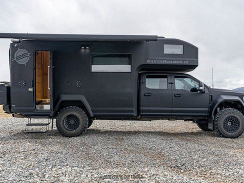 Used 2022 Ford F550 4x4 Crew Cab Super Duty image 17