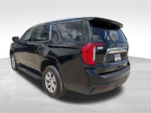 Used 2023 GMC Yukon SLE AWD/4WD image 7